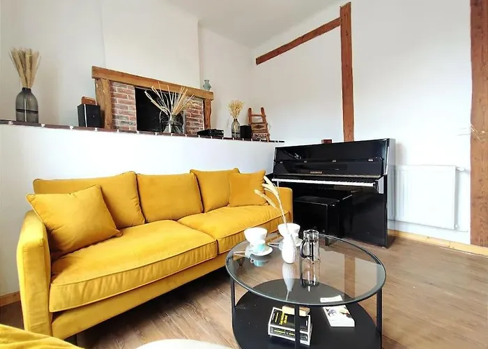 Au Fil De L'eau Holiday home Caen